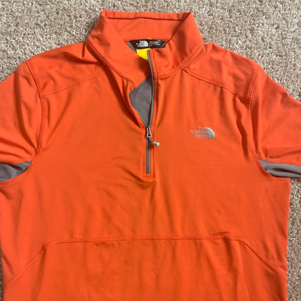Men’s North Face Pullover Sz L Orange